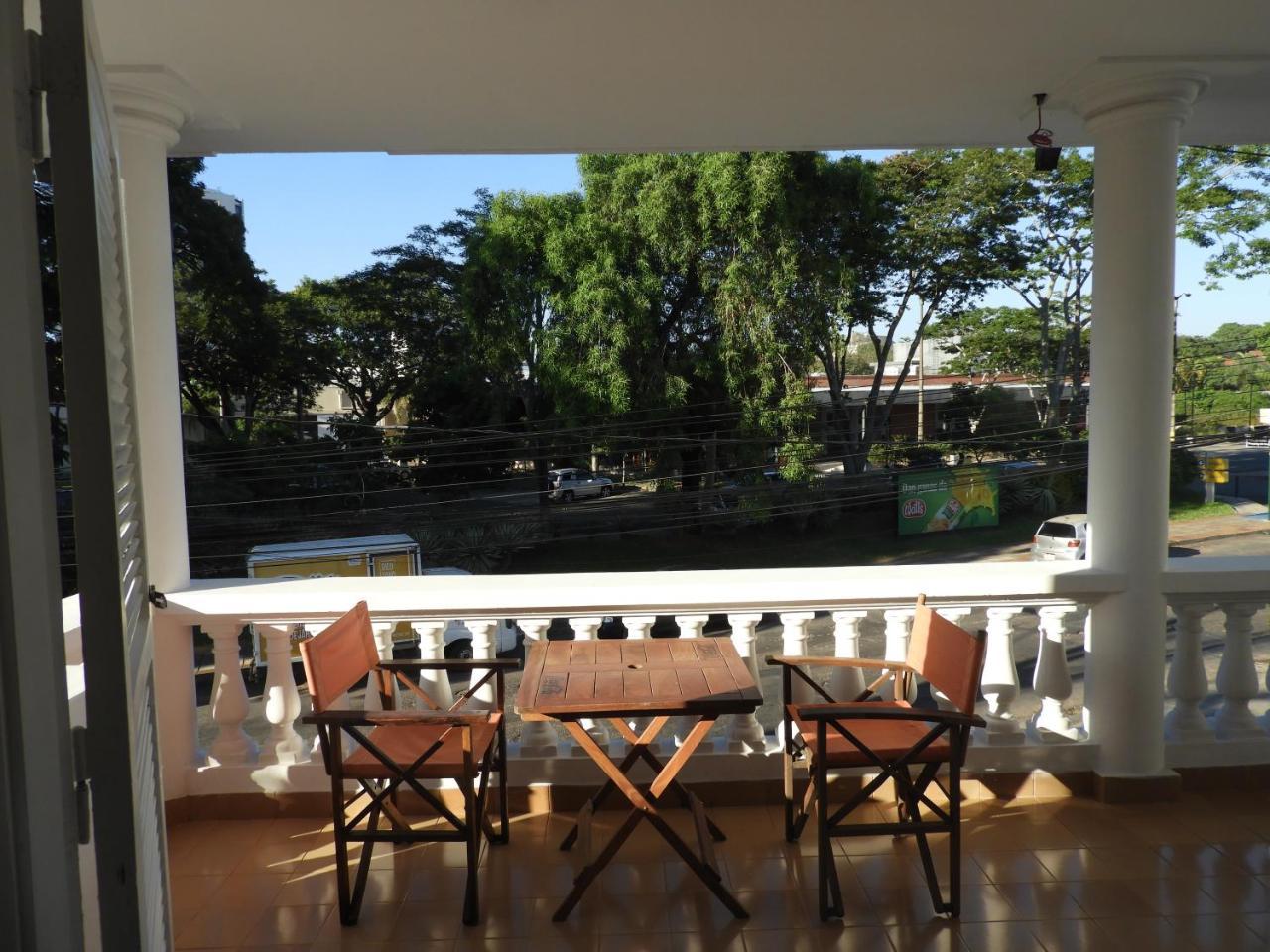 Hotel Casa Jardin Asuncion Luaran gambar