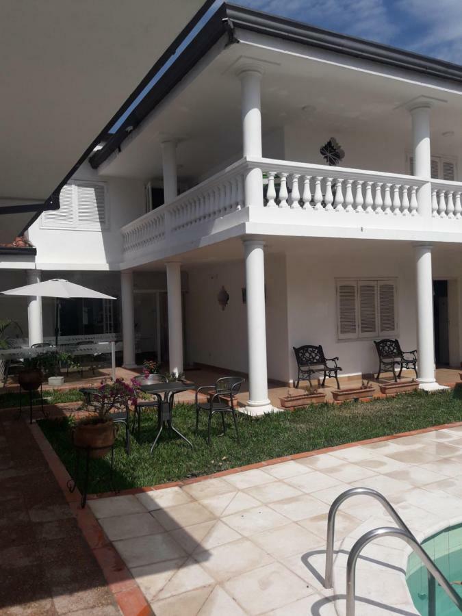 Hotel Casa Jardin Asuncion Luaran gambar