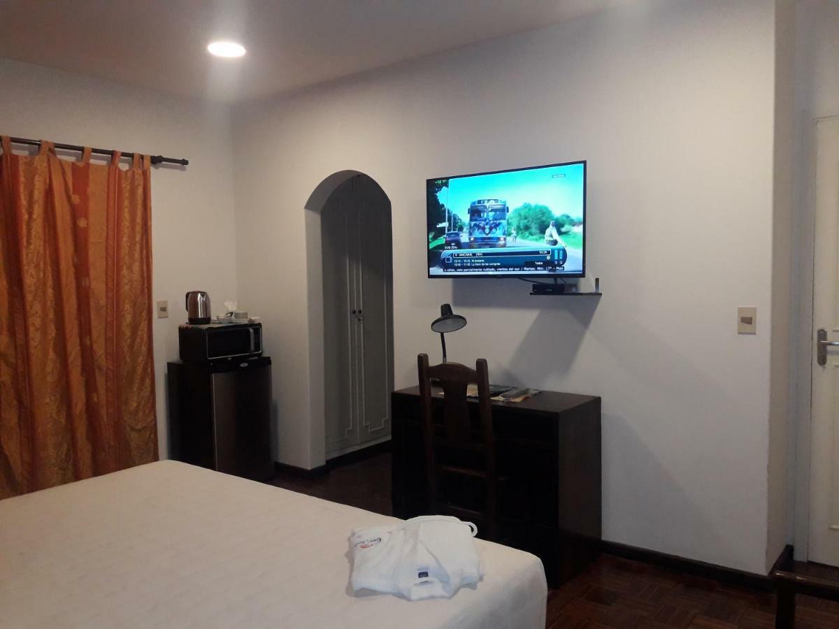 Hotel Casa Jardin Asuncion Luaran gambar